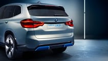 p90301501_highres_bmw-concept-ix3-04-2.jpg