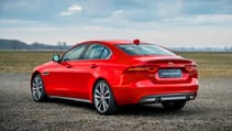 j_xe_300_sport_19my_190418_013.jpg