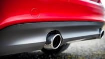 j_xe_300_sport_19my_190418_073.jpg