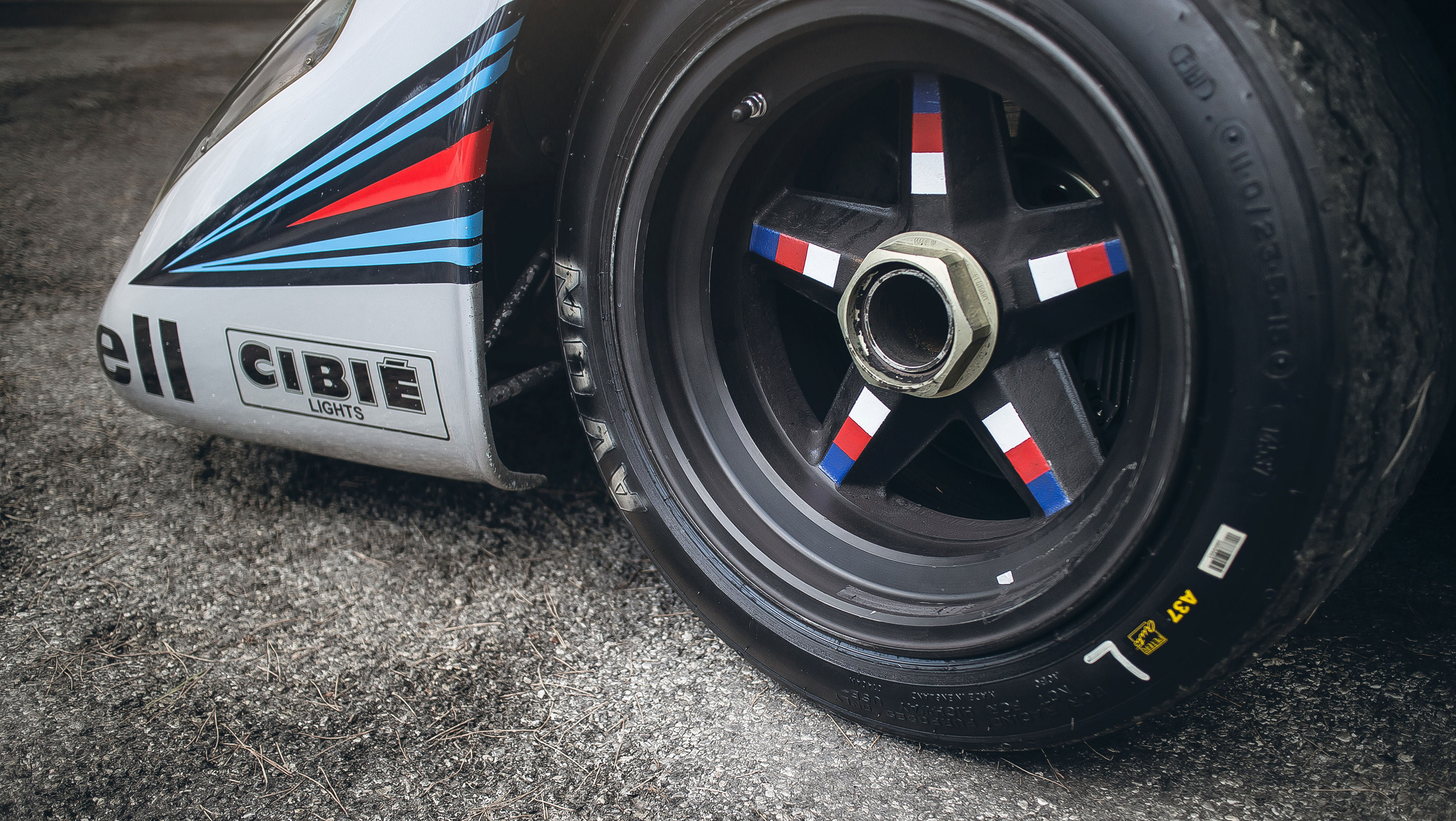 high_917_037_2018_porsche_ag_1.jpg