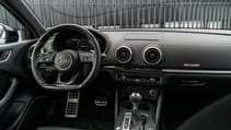 06_abt_audi_rs3_sedan_cockpit.jpg