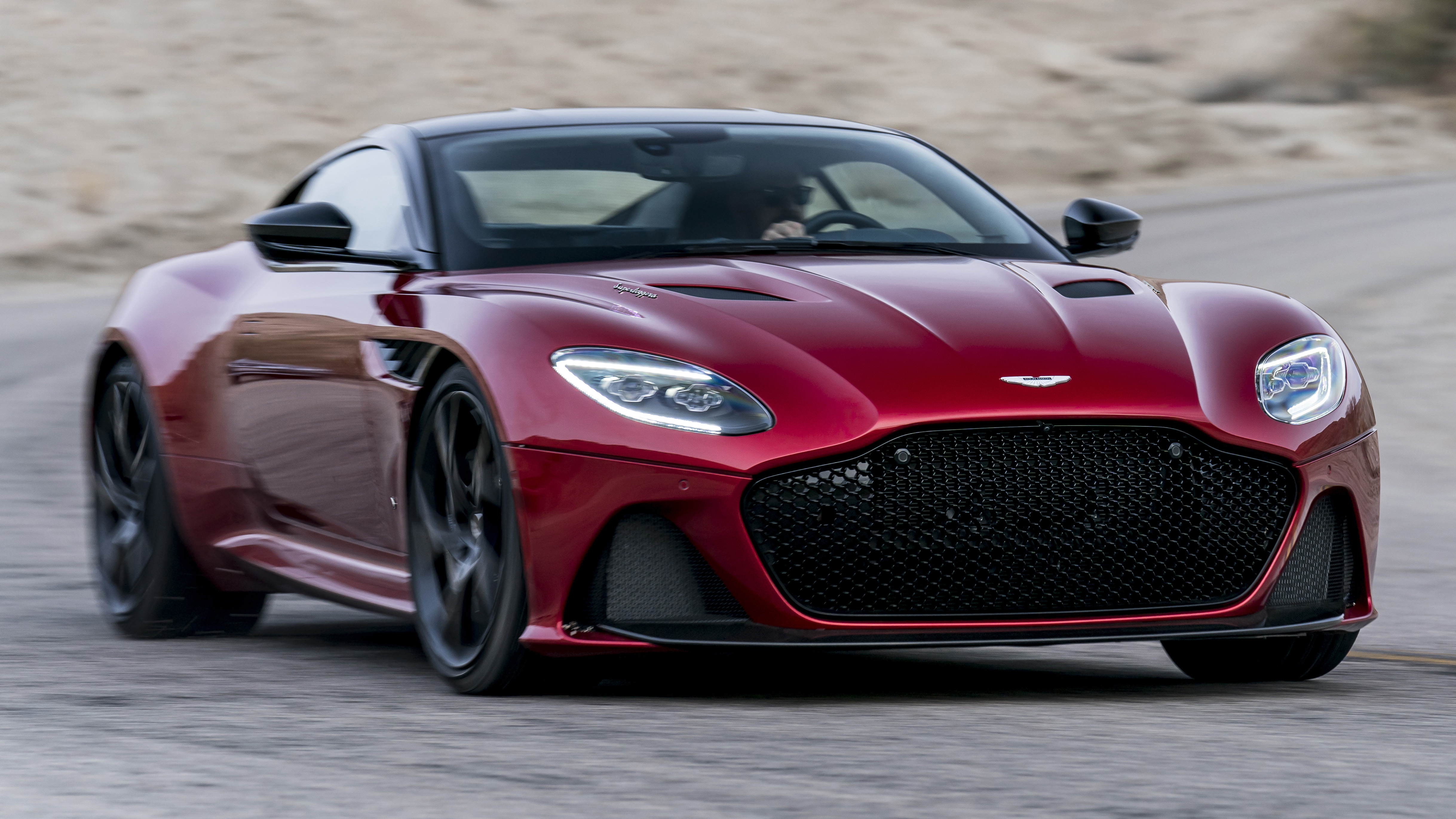 dbs_superleggera_5.jpg