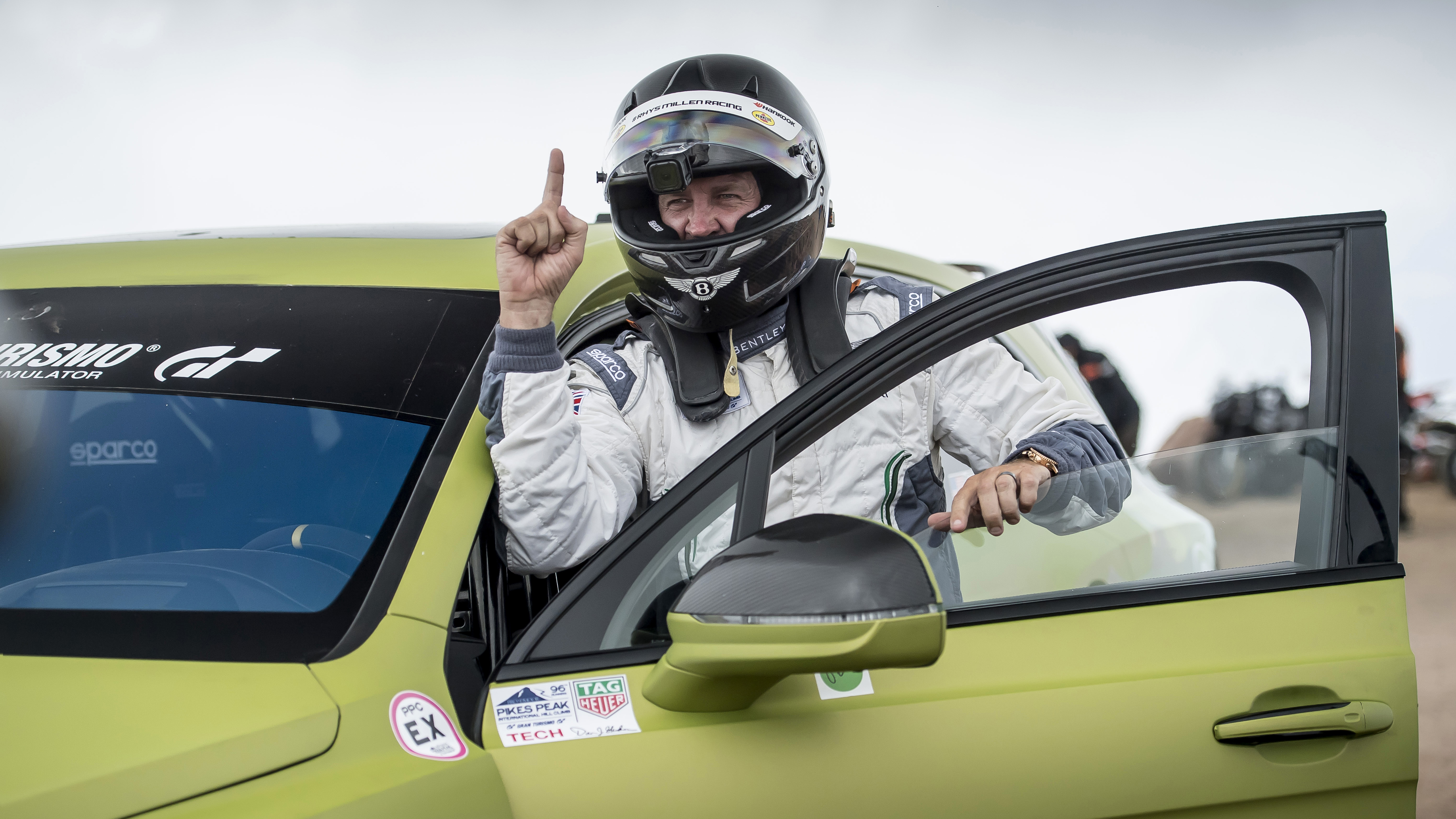 2_-_bentayga_pikes_peak_-_rhys_millen.jpg