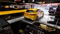embargo_190718_08h00_megane_rs_trophy_-_press_kit_en_5.jpg