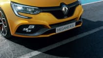 embargo_190718_08h00_megane_rs_trophy_-_press_kit_en_9.jpg