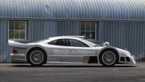 1998-mercedes-benz-amg-clk-gtr_4.jpg
