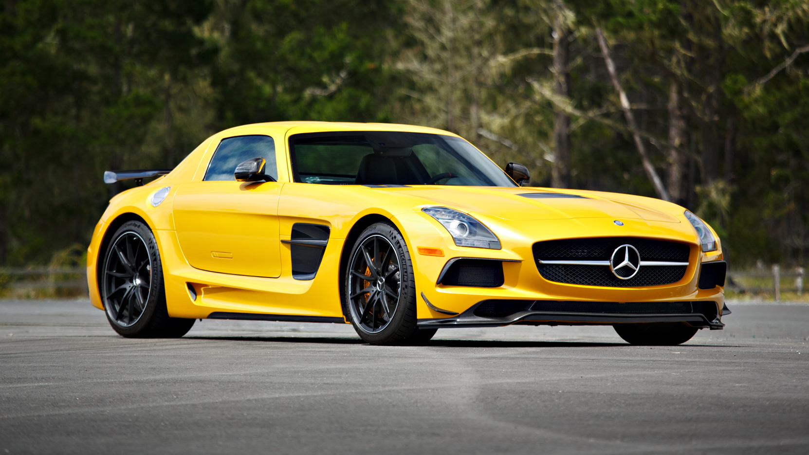 Макларен SLS AMG