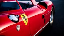 1963-ferrari-275-p_23.jpg