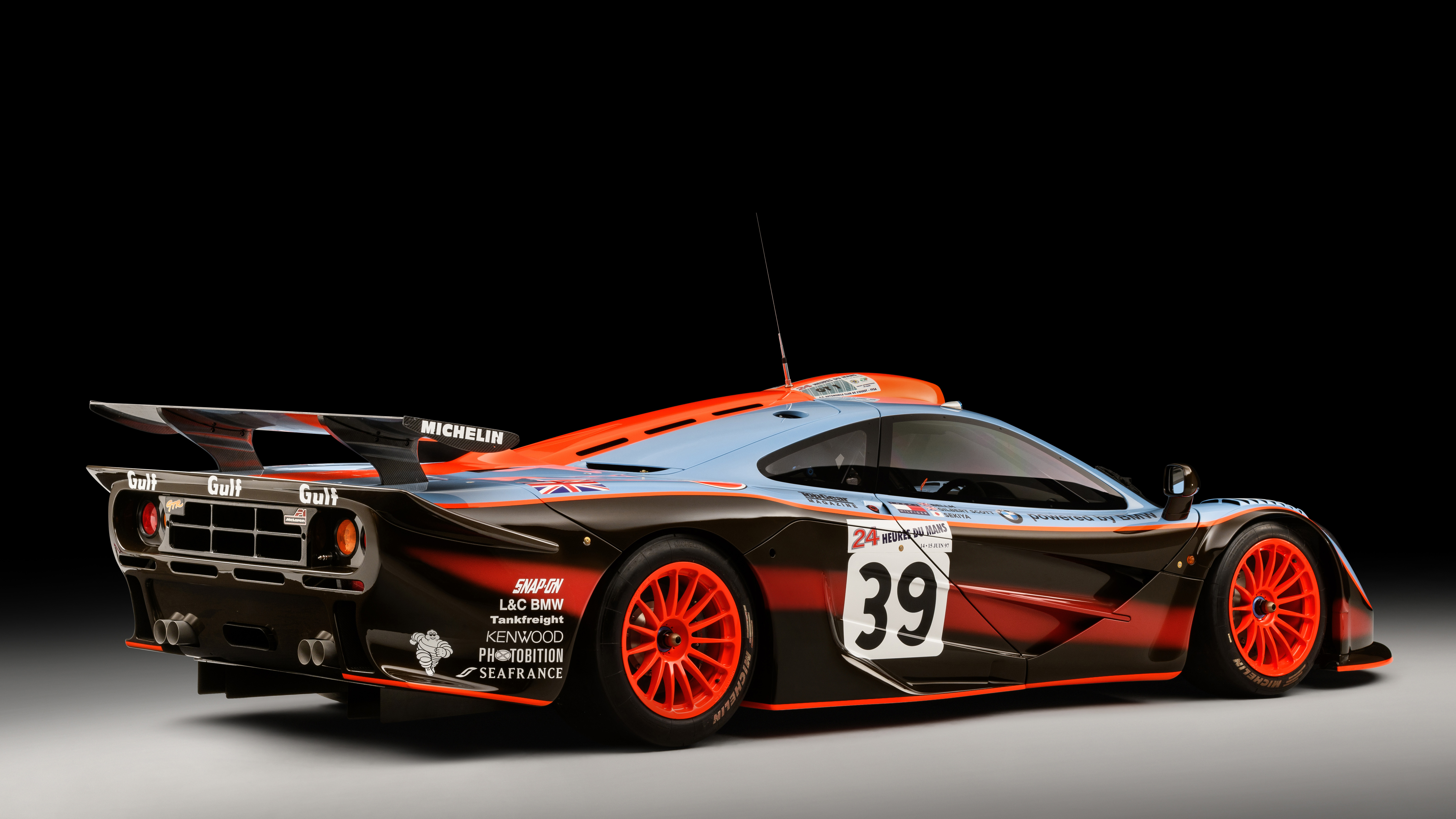 mclaren_f1_gtr_25r_02_image_tim_scott.jpg