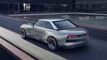 8c599475-peugeot_e-legend_1809heme103.jpg