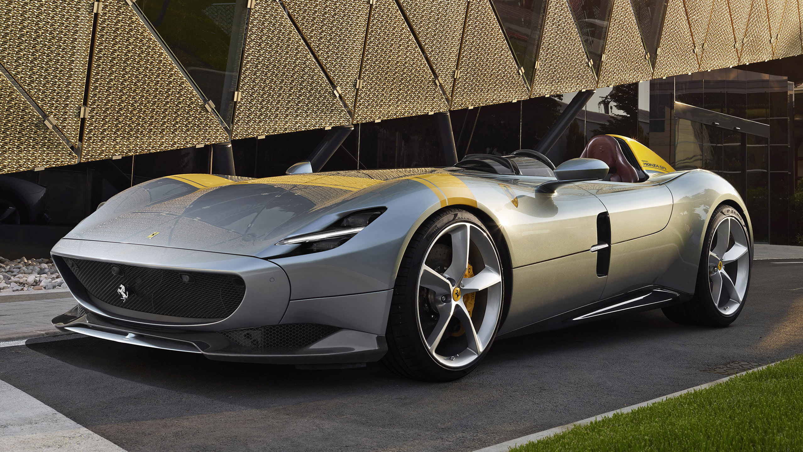 Meet The Ferrari Monza An 812 Superfast Speedster Top Gear