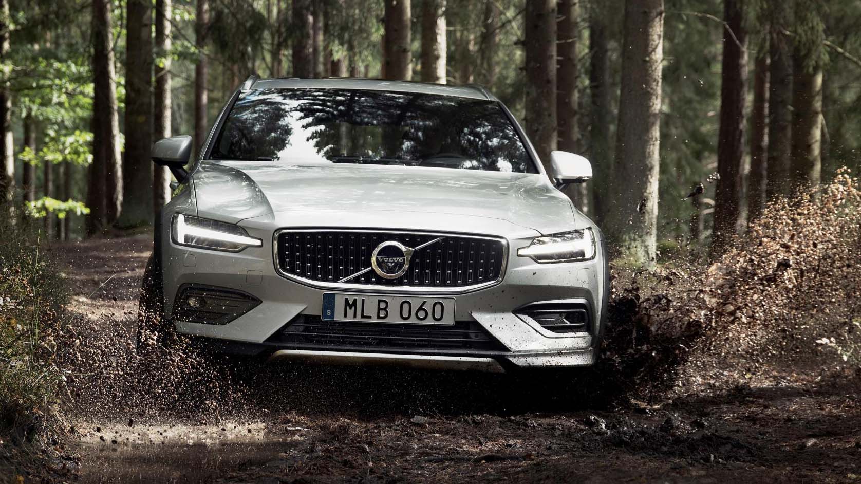 1617291_238217_new_volvo_v60_cross_country_exterior.jpg