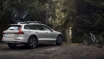 1617292_238221_new_volvo_v60_cross_country_exterior.jpg