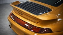 2018-porsche-911-turbo-classic-series-project-gold-_5.jpg
