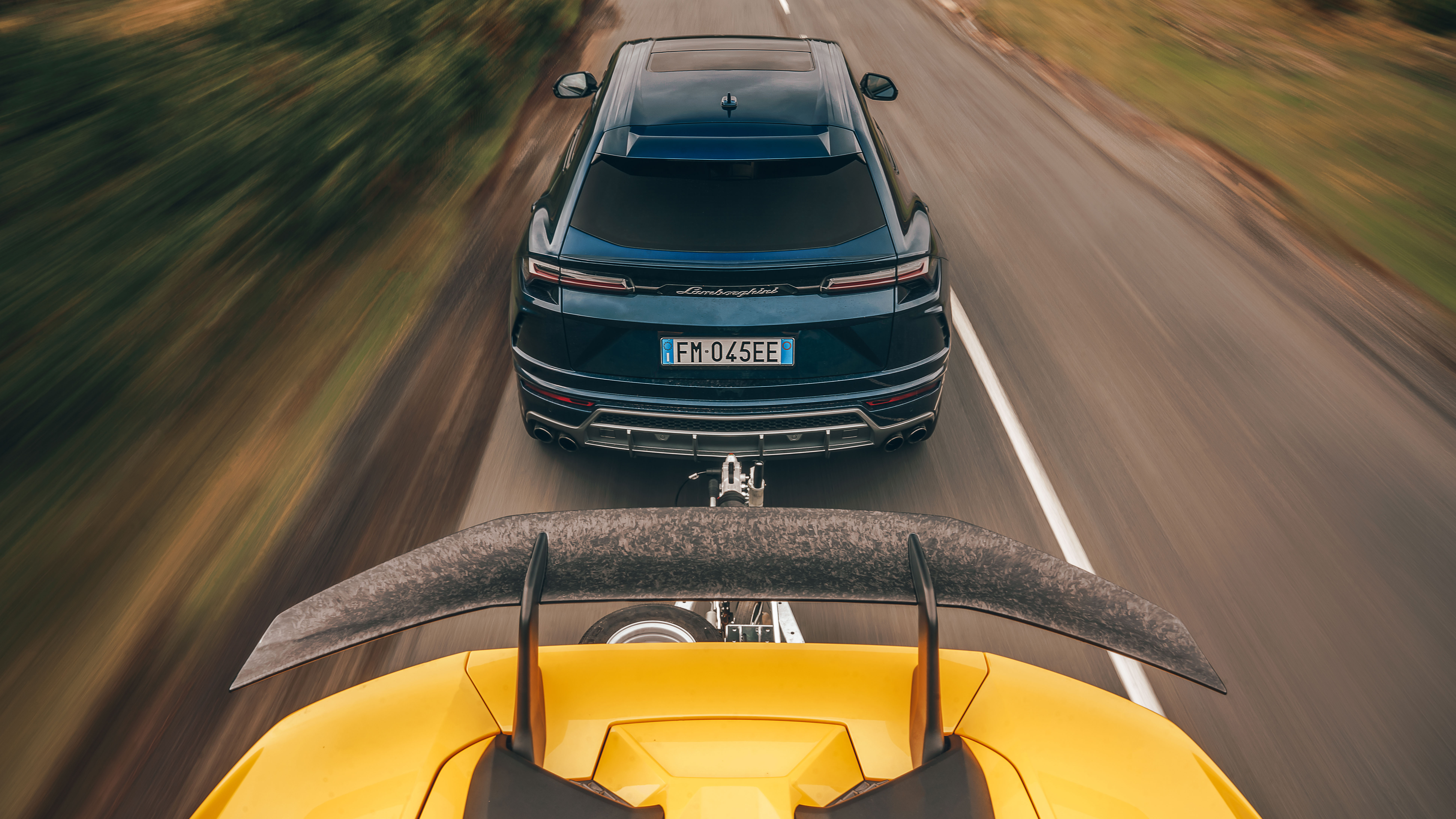 Is the Lamborghini Urus any good at towing a Hurac n Top Gear