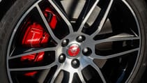 jag_f-type_20my_chequered_flag_image_291018_141.jpg
