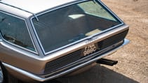 1965-ferrari-330-gt-2-2-shooting-brake-by-vignale_9.jpg