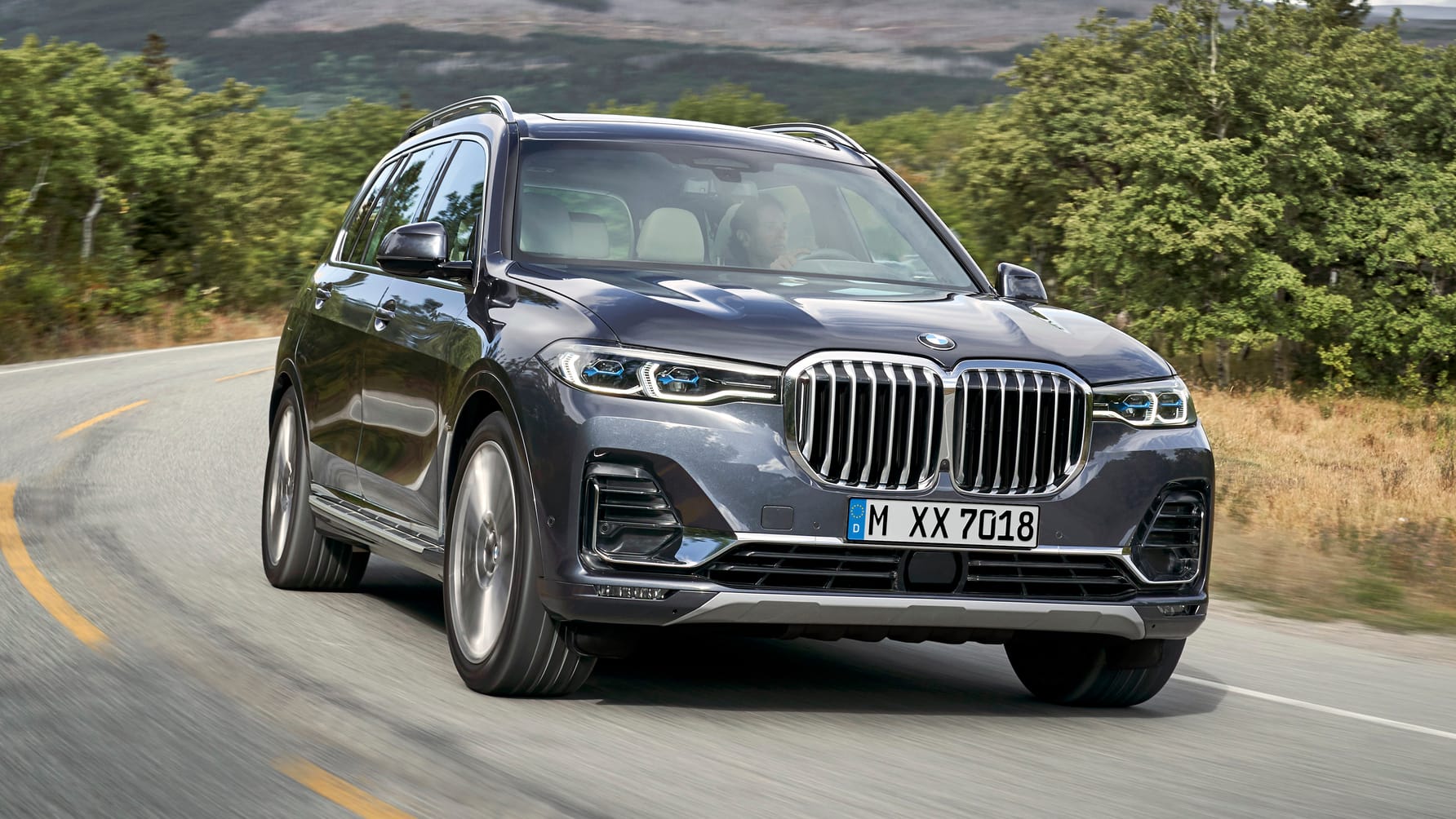 This is the new BMW X7 and it’s huge | Top Gear