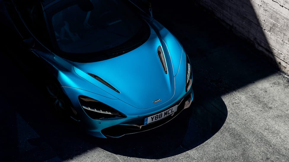 21112018_mclaren_set_to_raise_the_roof.jpg