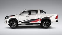 9093f5e8-toyota-hilux-gr-sport-1.jpg