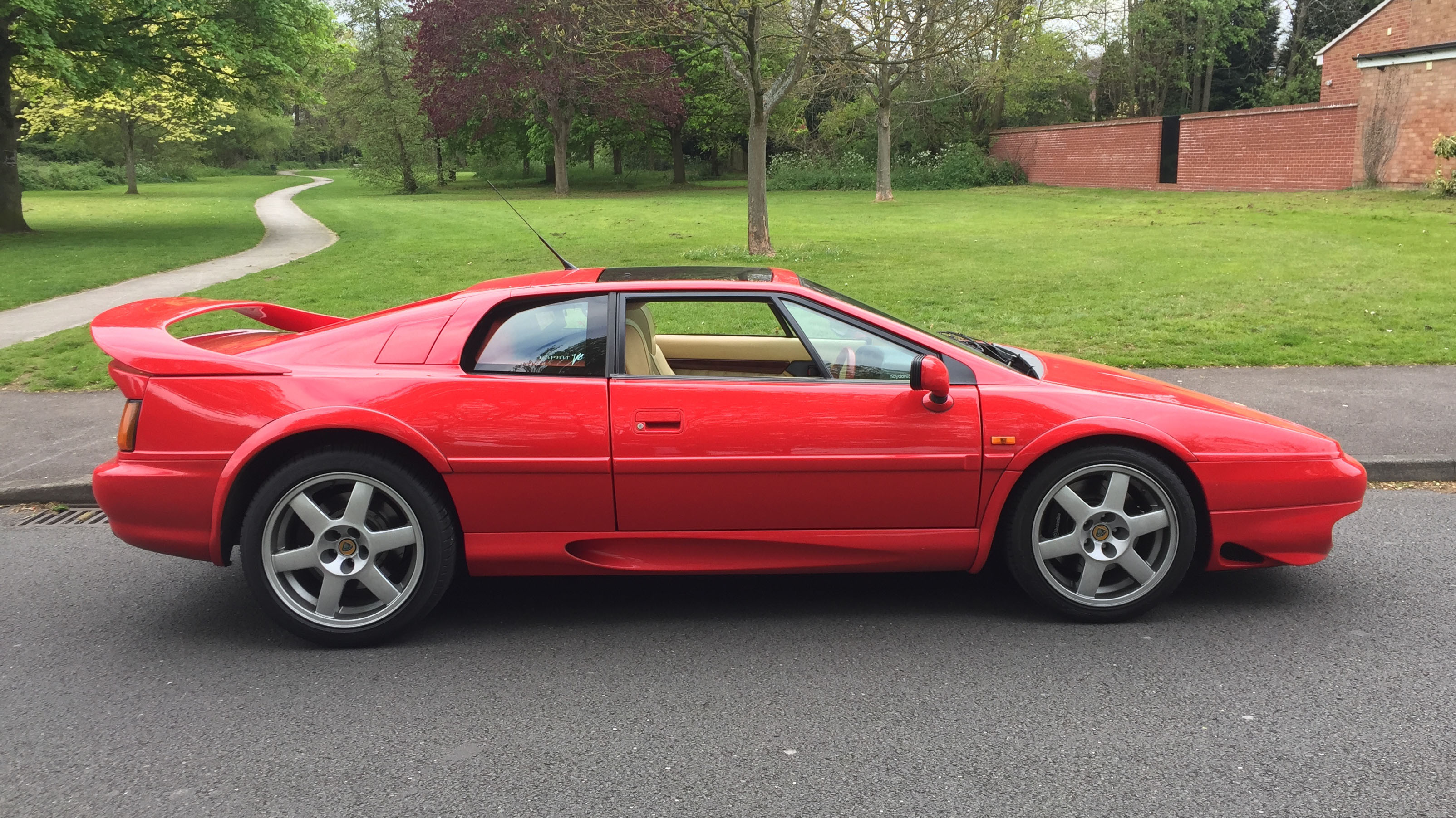 1996_lotus_esprit_v8_twin_turbo_side_2_3000px.jpg