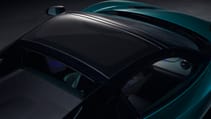 mclaren_720s_spider_dec_2018_studio_image_09.jpg