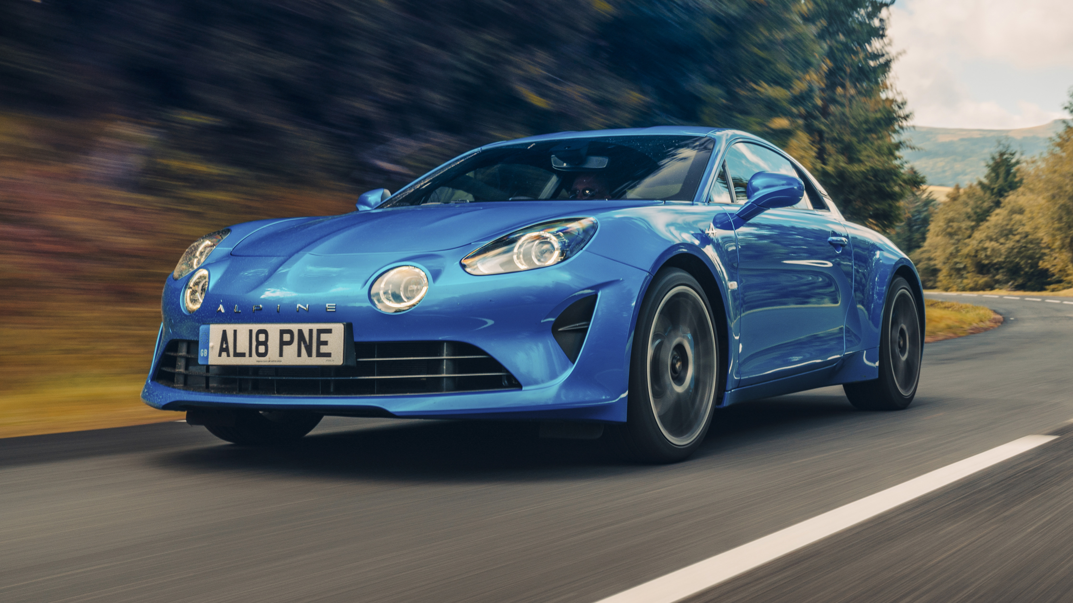 Мощный двигатель и динамичная динамика разгона