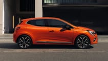 all-new_renault_clio_-_exterior_shot_-_embargo_290119_09h00_uk_time_8.jpg