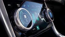 jag_xe_20my_location_interior_260219_028_glhd.jpg