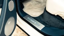 bentley_pearl_of_the_gulf_4.jpg