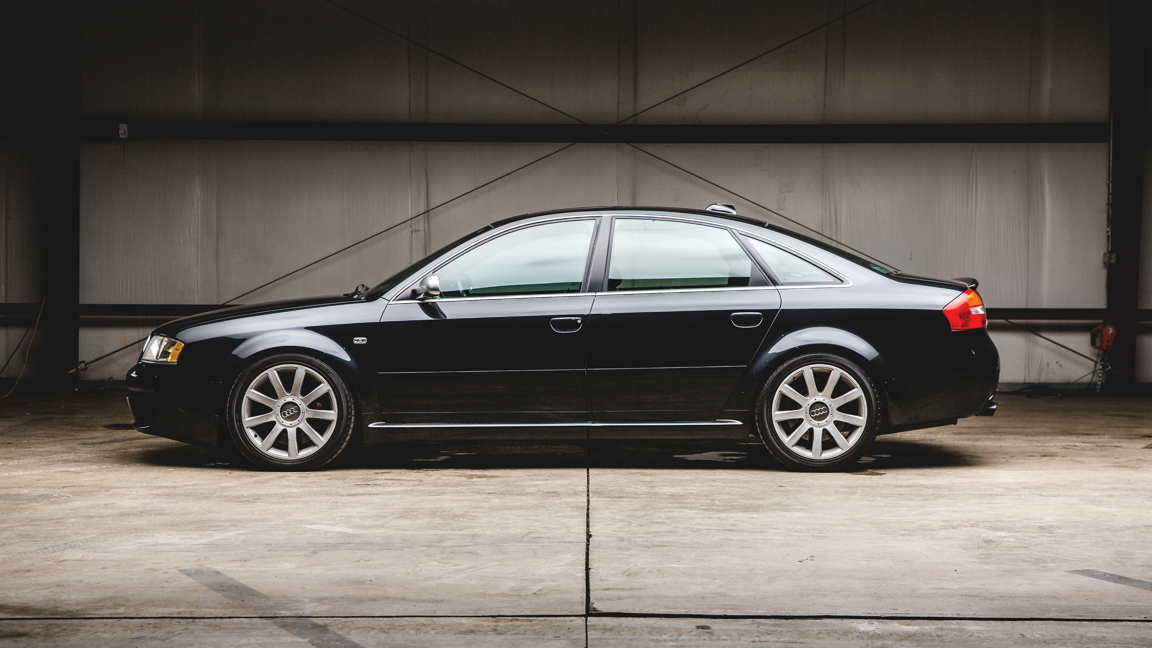 2003-audi-rs-6_4.jpg