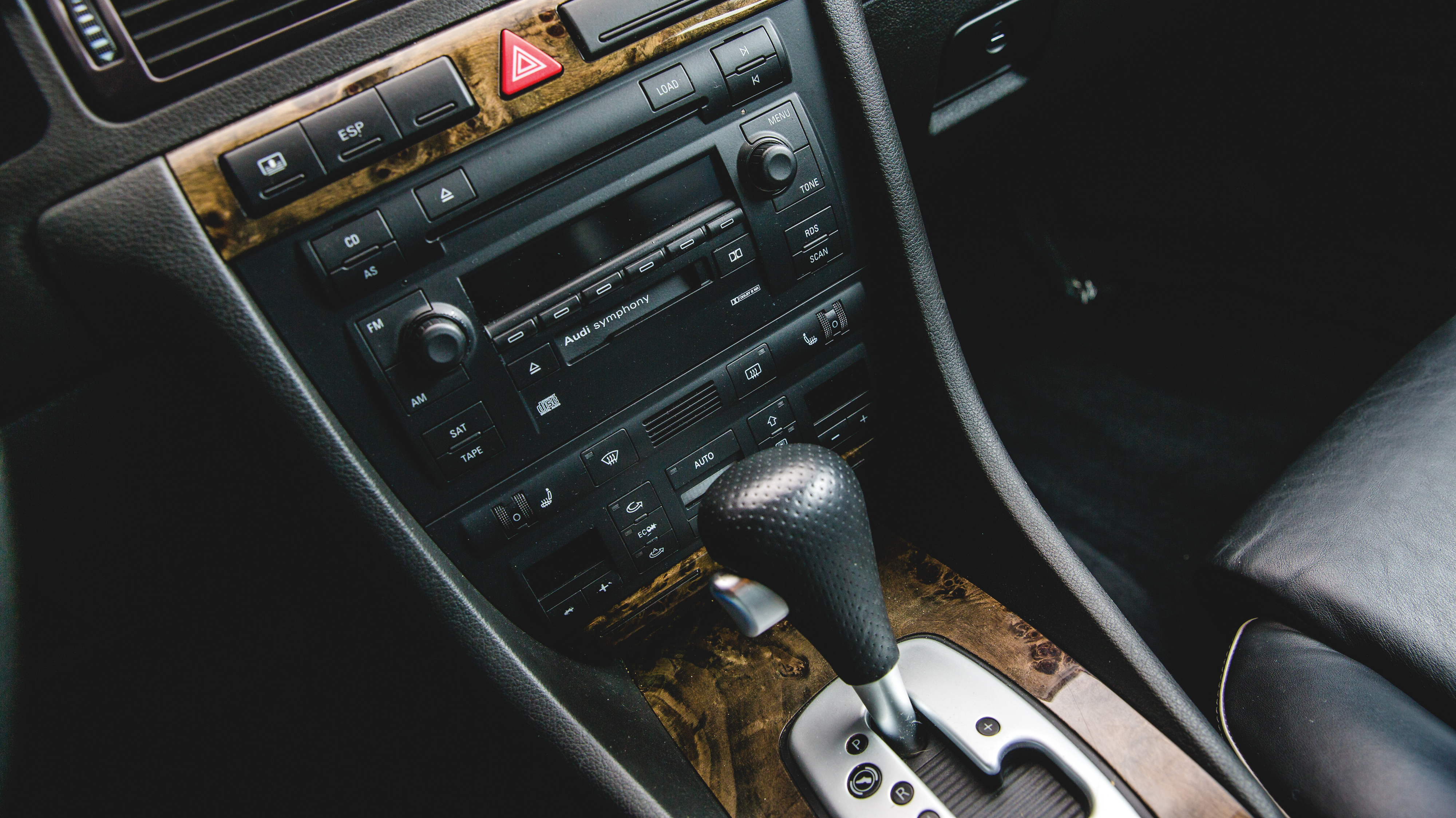 2003-audi-rs-6_8.jpg