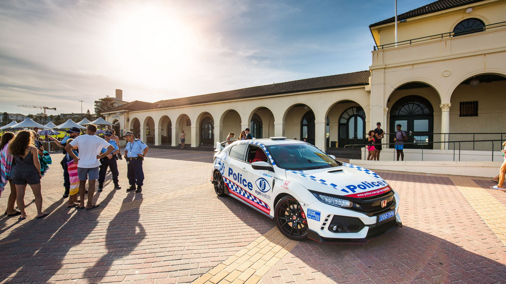ac627ede-honda-civic-type-r-australia-3.jpg