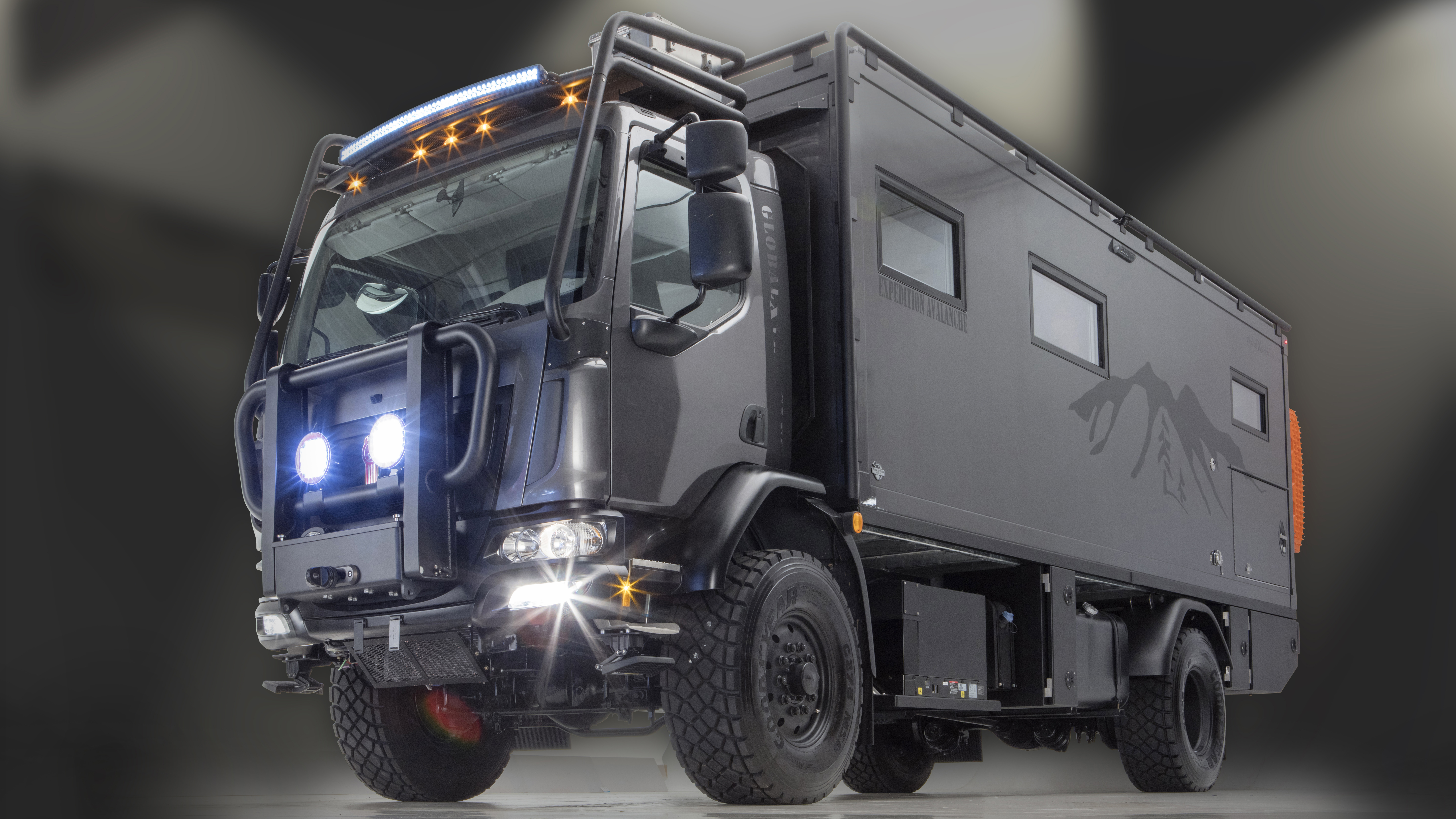 gxv_patagonia_model_expedition_vehicle_3.jpg