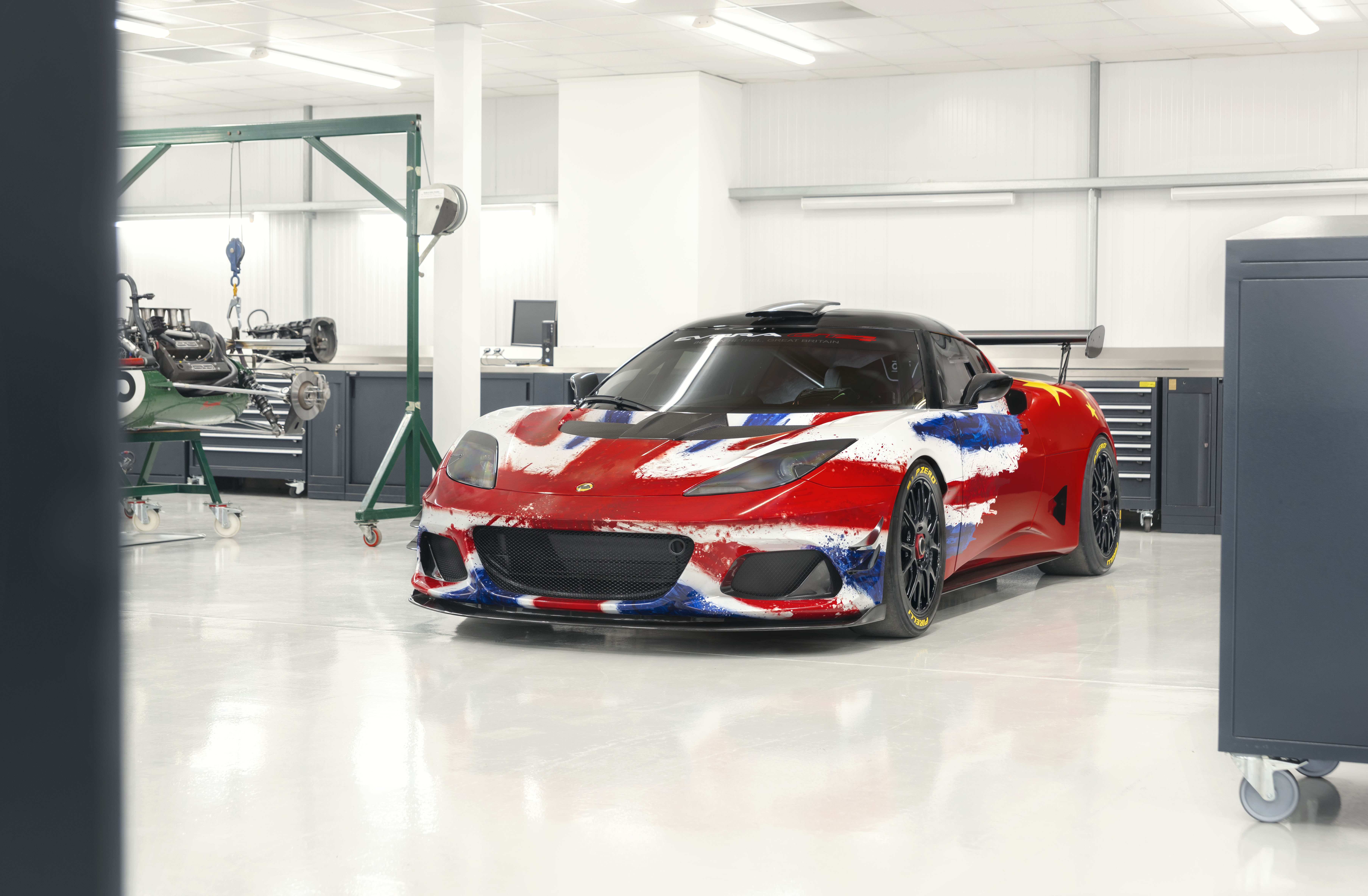lotus_evora_gt4_concept_race_car_29.jpg