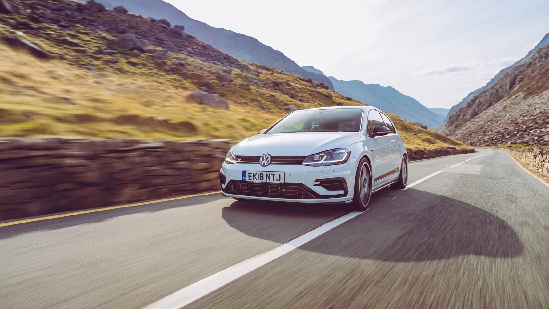 This Mountune VW Golf R does 0-60 in 3.7 seconds | Top Gear