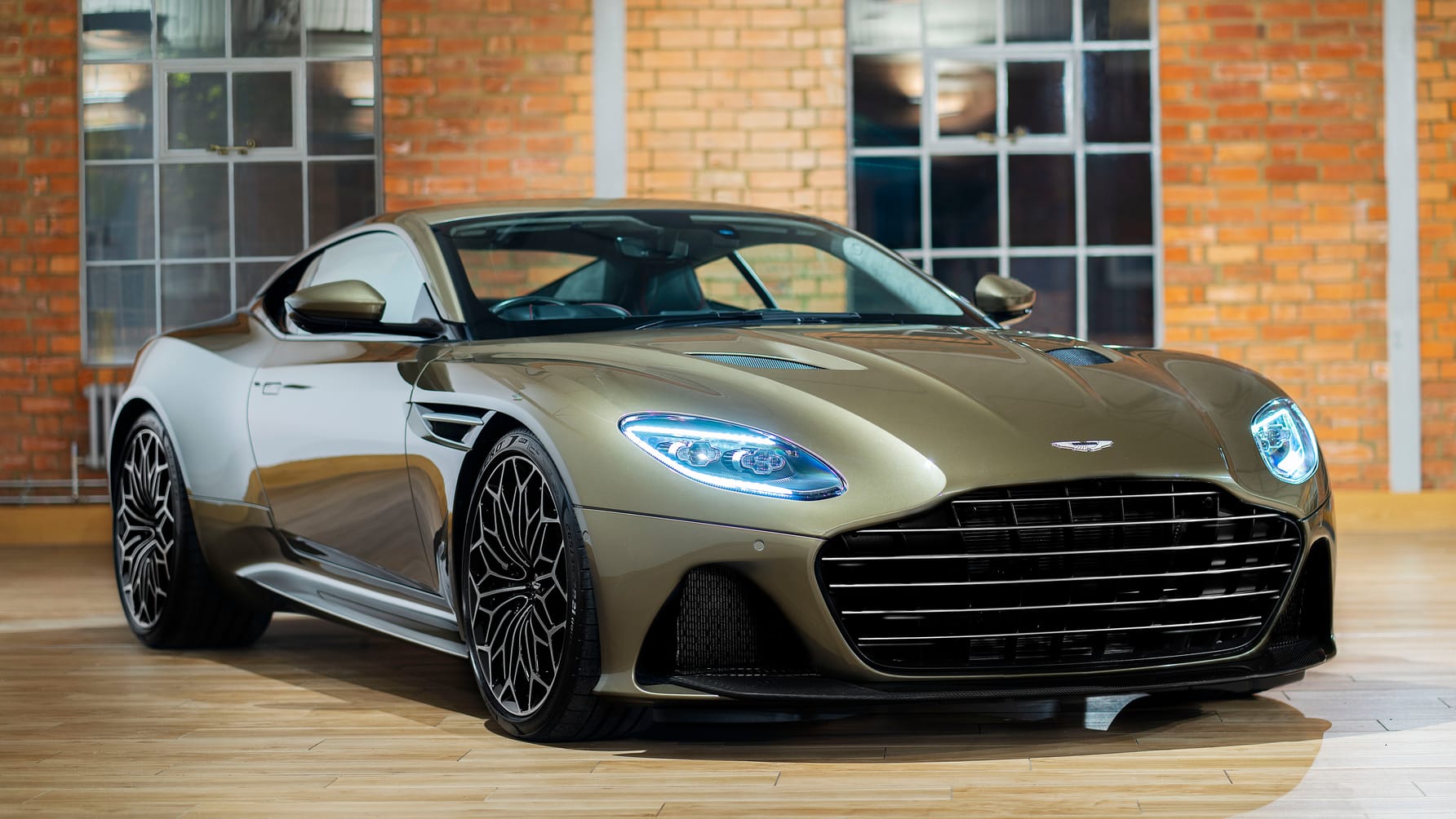 ohmss_dbs_superleggera_2.jpg?w=1784&h=1004