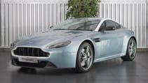 aston-martin-v8-vantage-coupe-s3918017-1.jpg