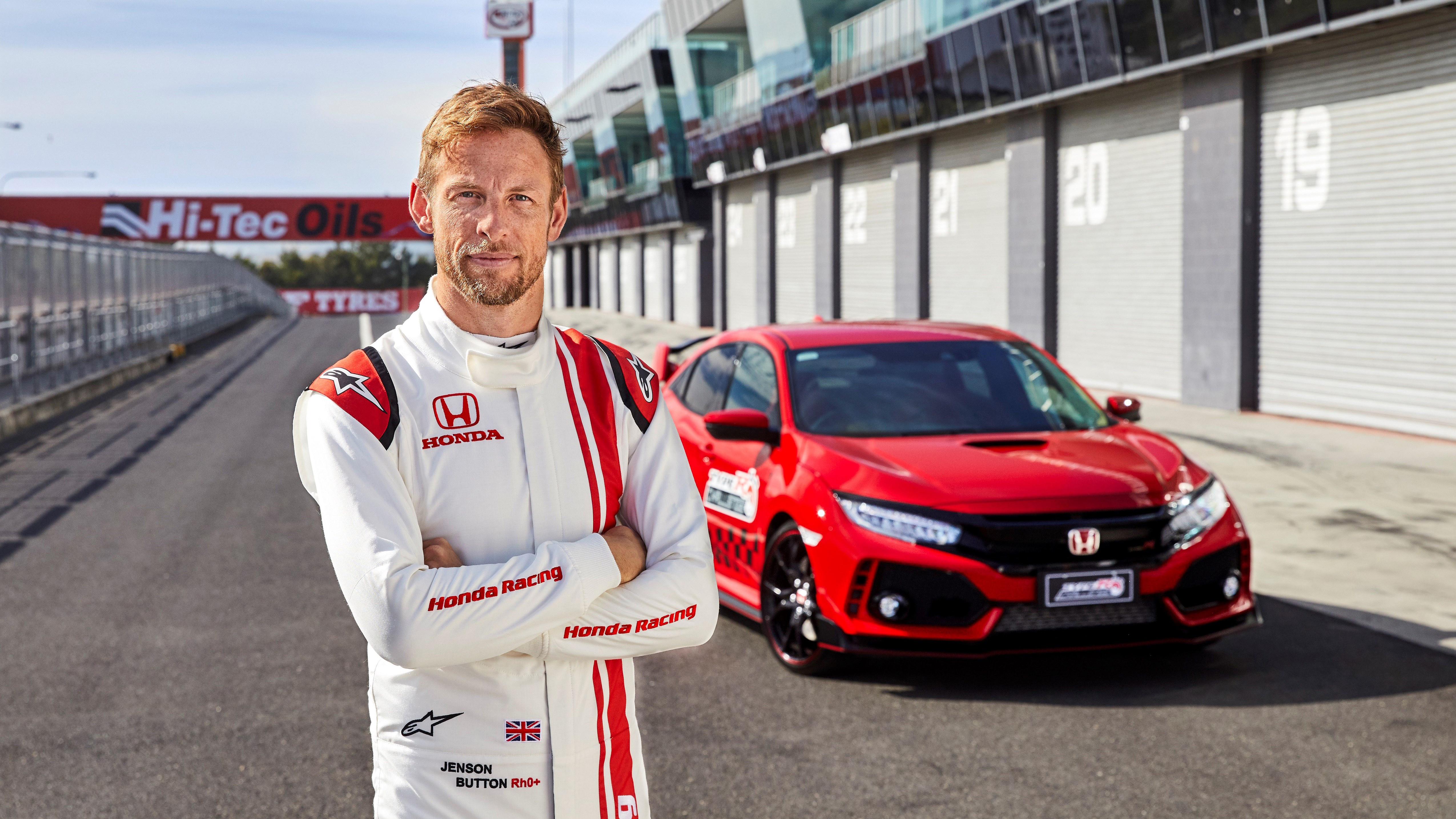 180691_f1_legend_jenson_button_returns_to_mount_panorama_bathurst_for_australian.jpg