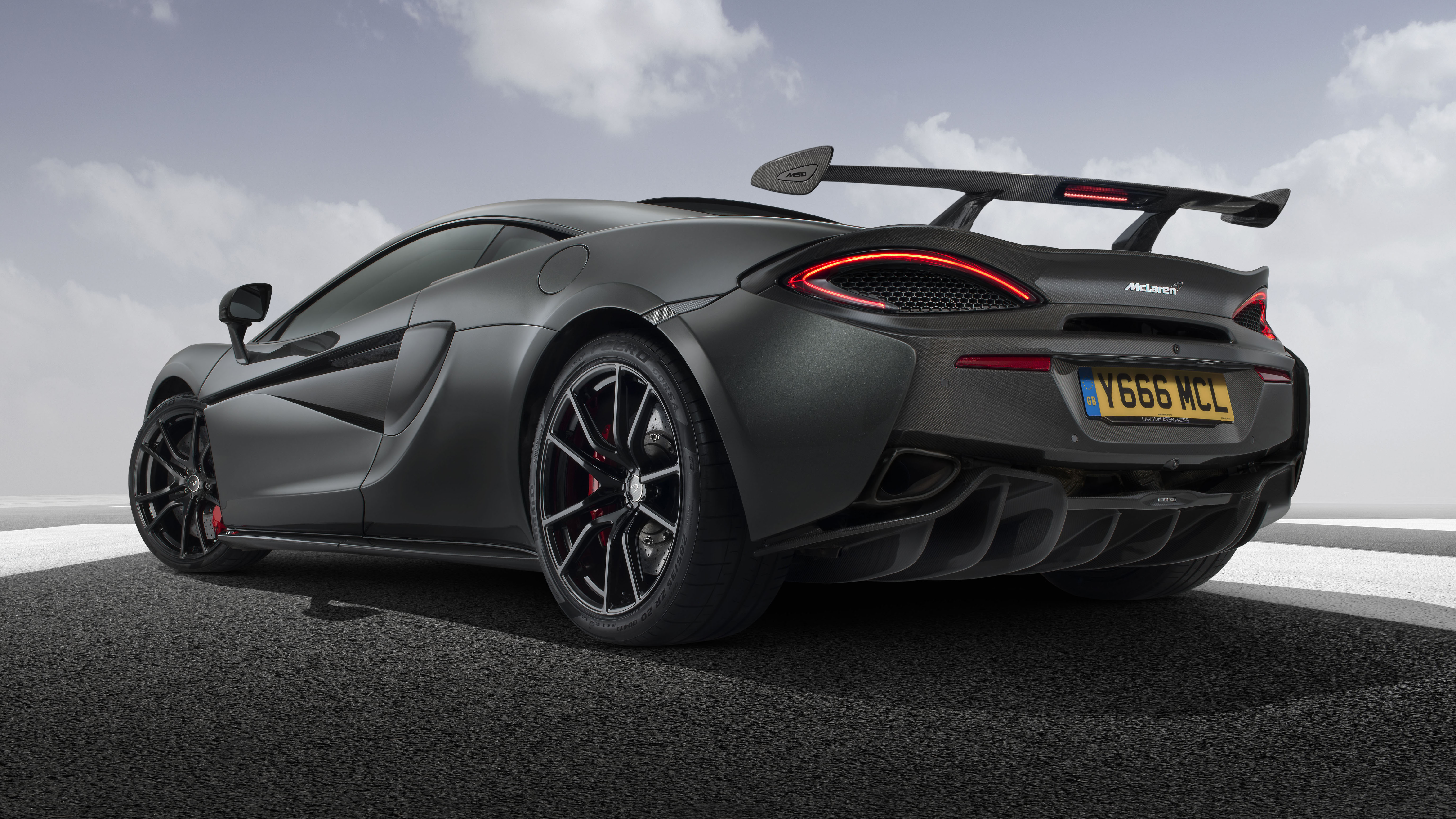 mso_defined_high_downforce_kit_for_mclaren_sports_series_image_01.jpg