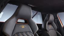mountiaq_seats.jpg