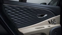 new_bentley_flying_spur_9.jpg