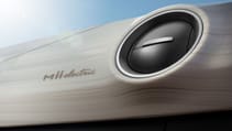 seat_recharges_city_driving_with_the_mii_electric_embargo_09h30_uk_040619_4.jpg