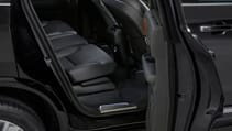 xc90_armoured_-_entry-exit_rear.jpg