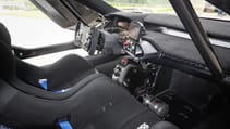 dhf13773_c1.jpg