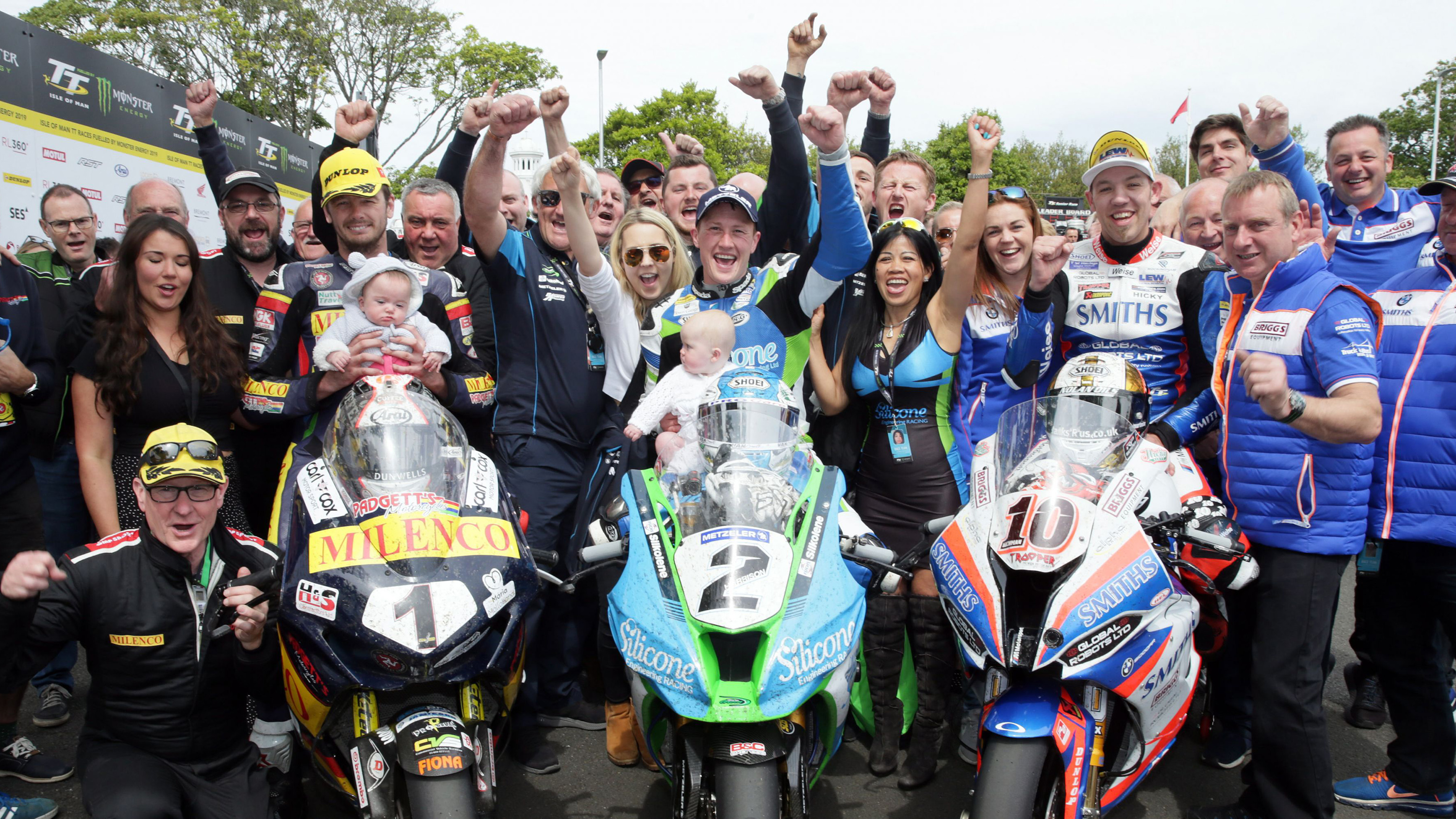 2019_isle_of_man_tt_senior_race_119.jpg