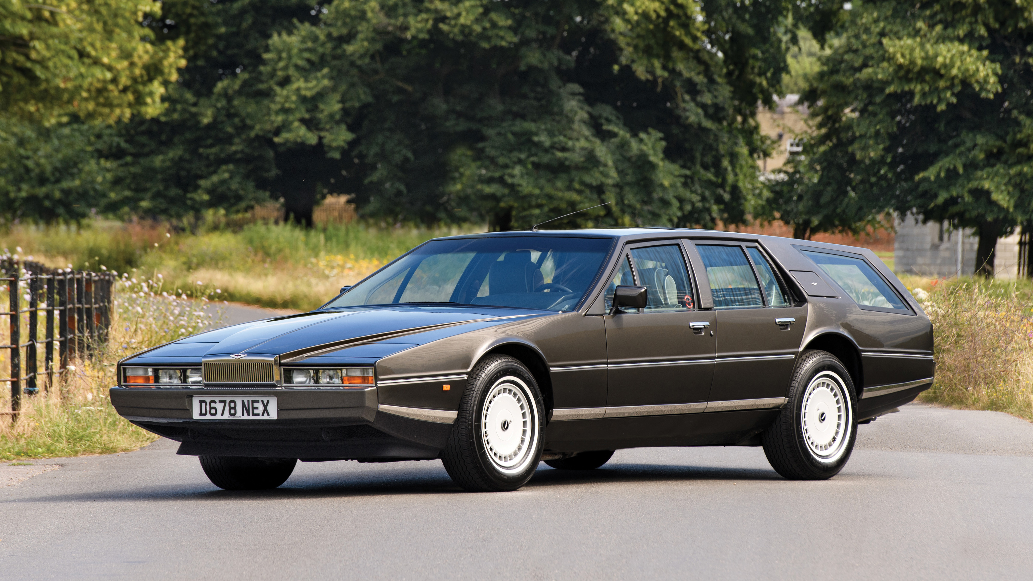 1987-aston-martin-lagonda-shooting-brake-_0.jpg