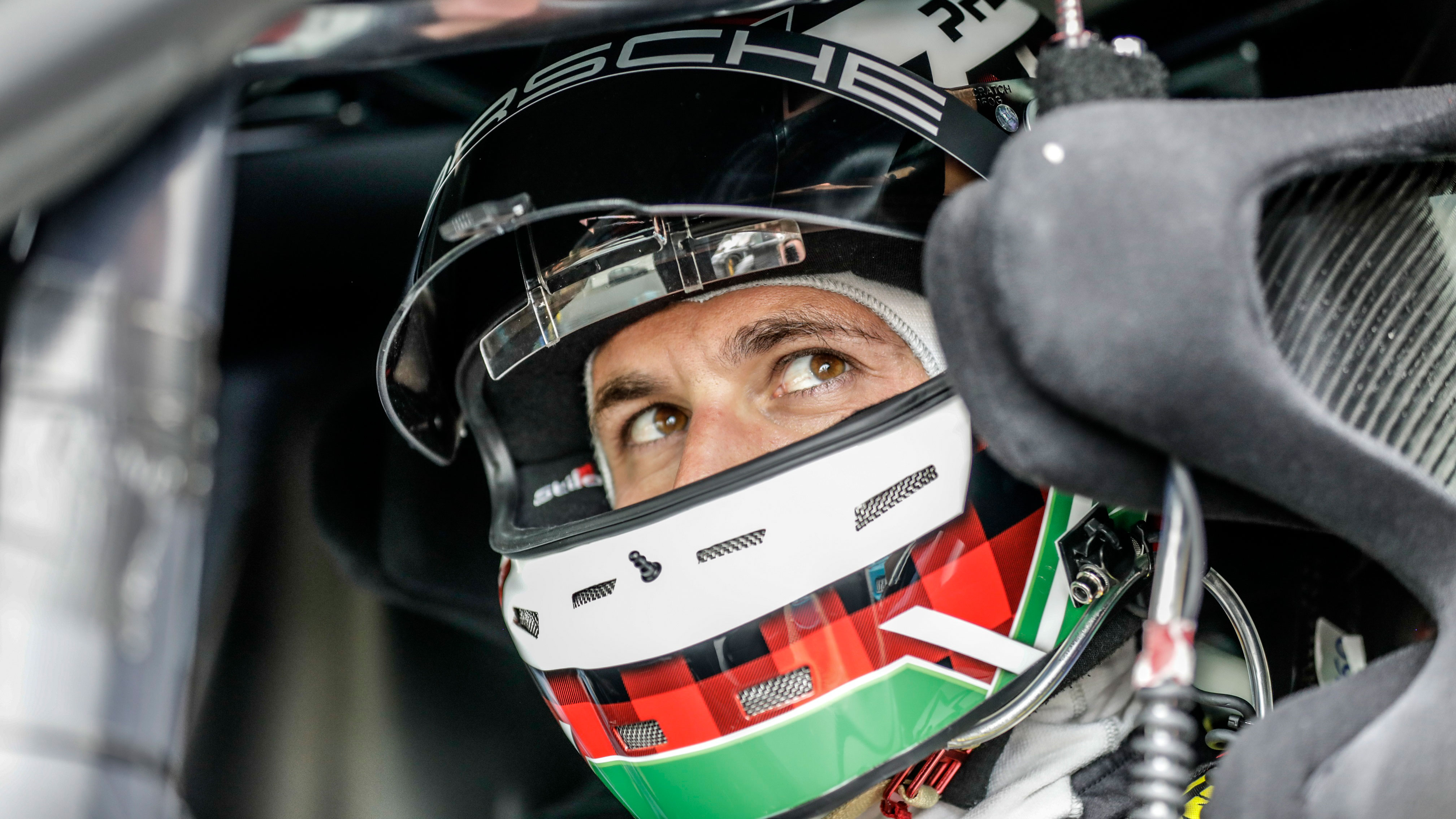 high_lars_kern_test_driver_taycan_prototype_nurburgring_nordschleife_2019_porsche_ag.jpg