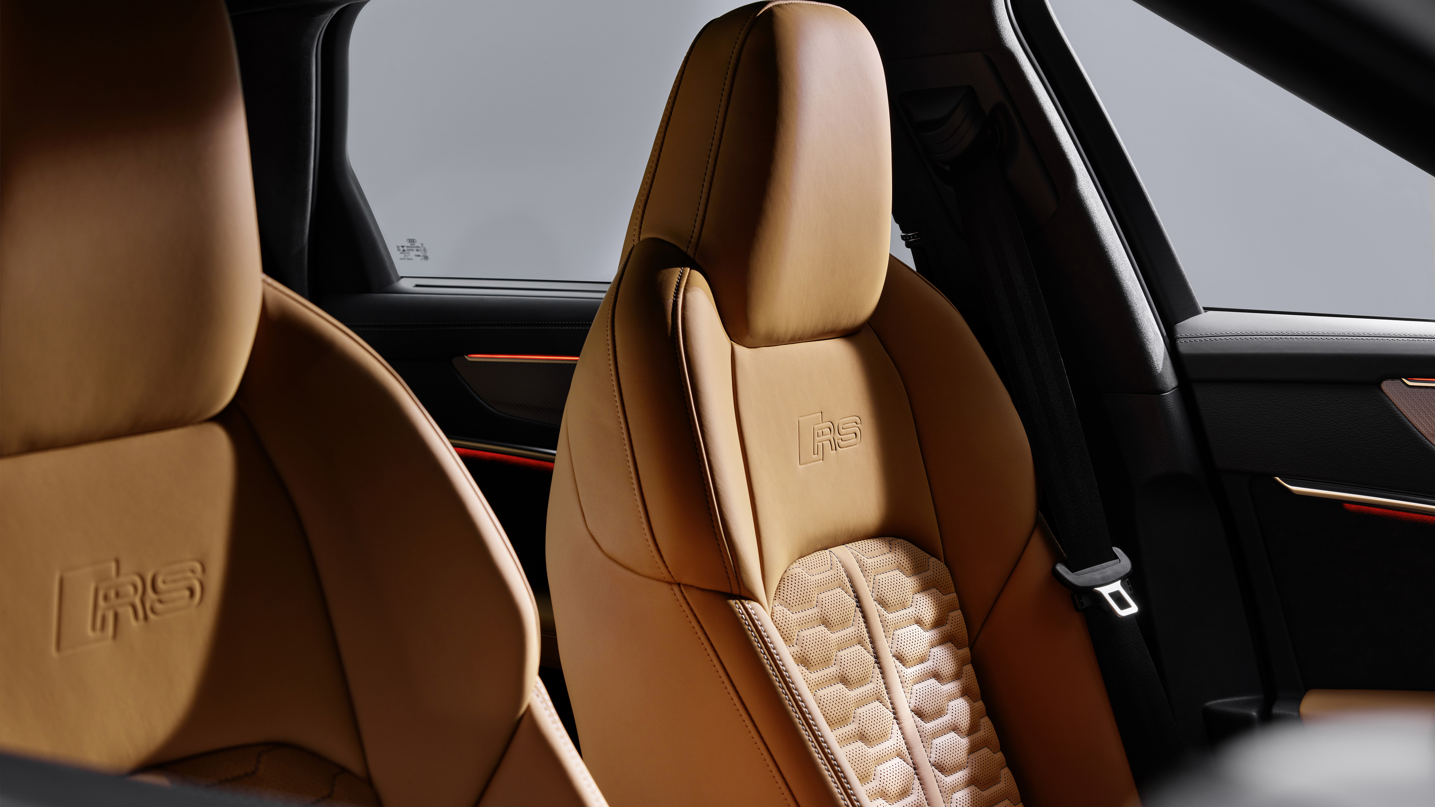 rs6 seats