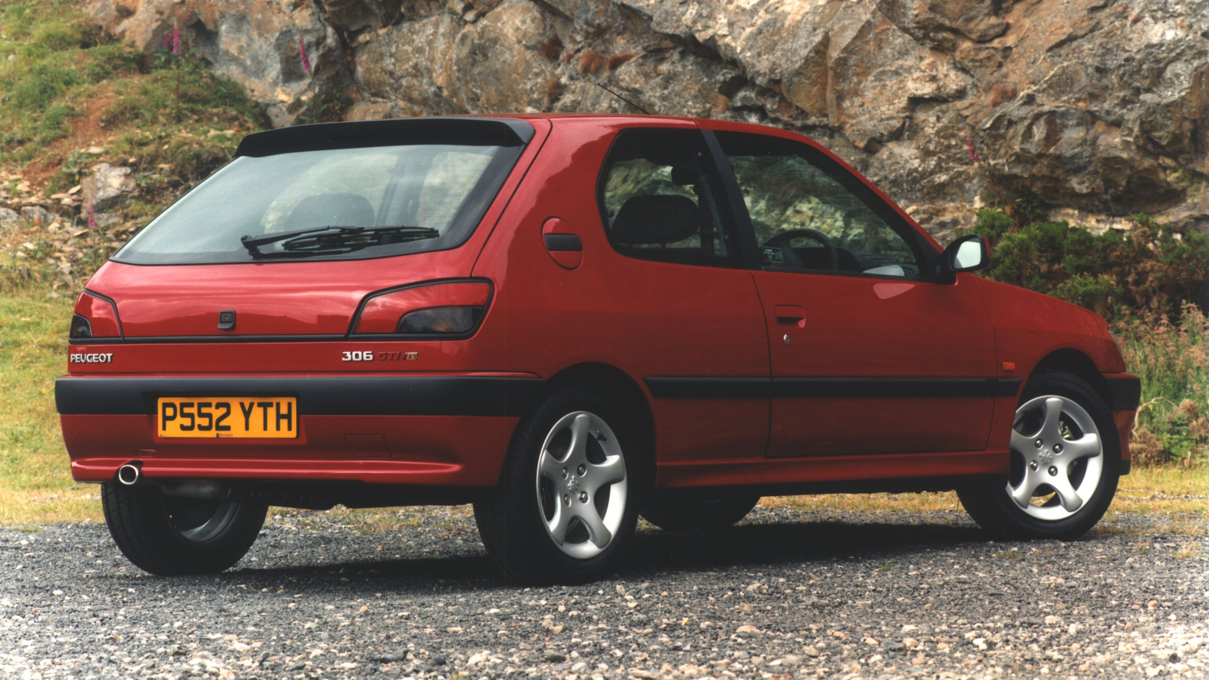 The Peugeot 306 GTI-6 is still amazing